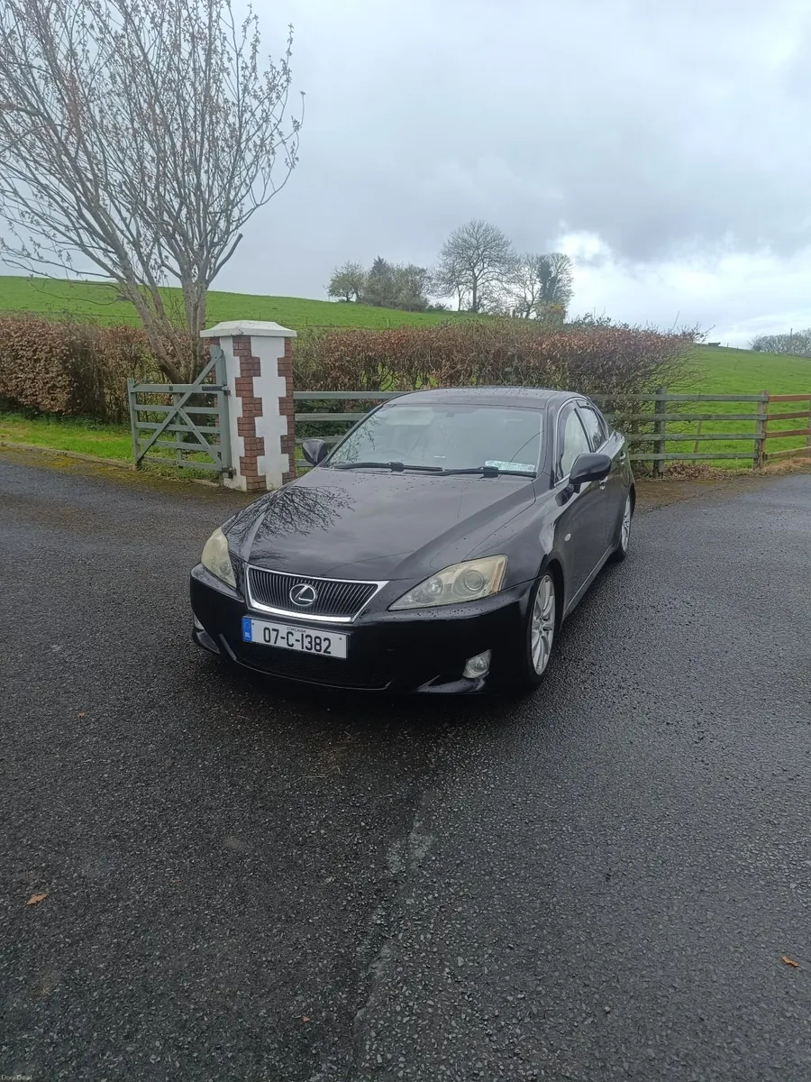 Lexus IS 2007 - Image 1