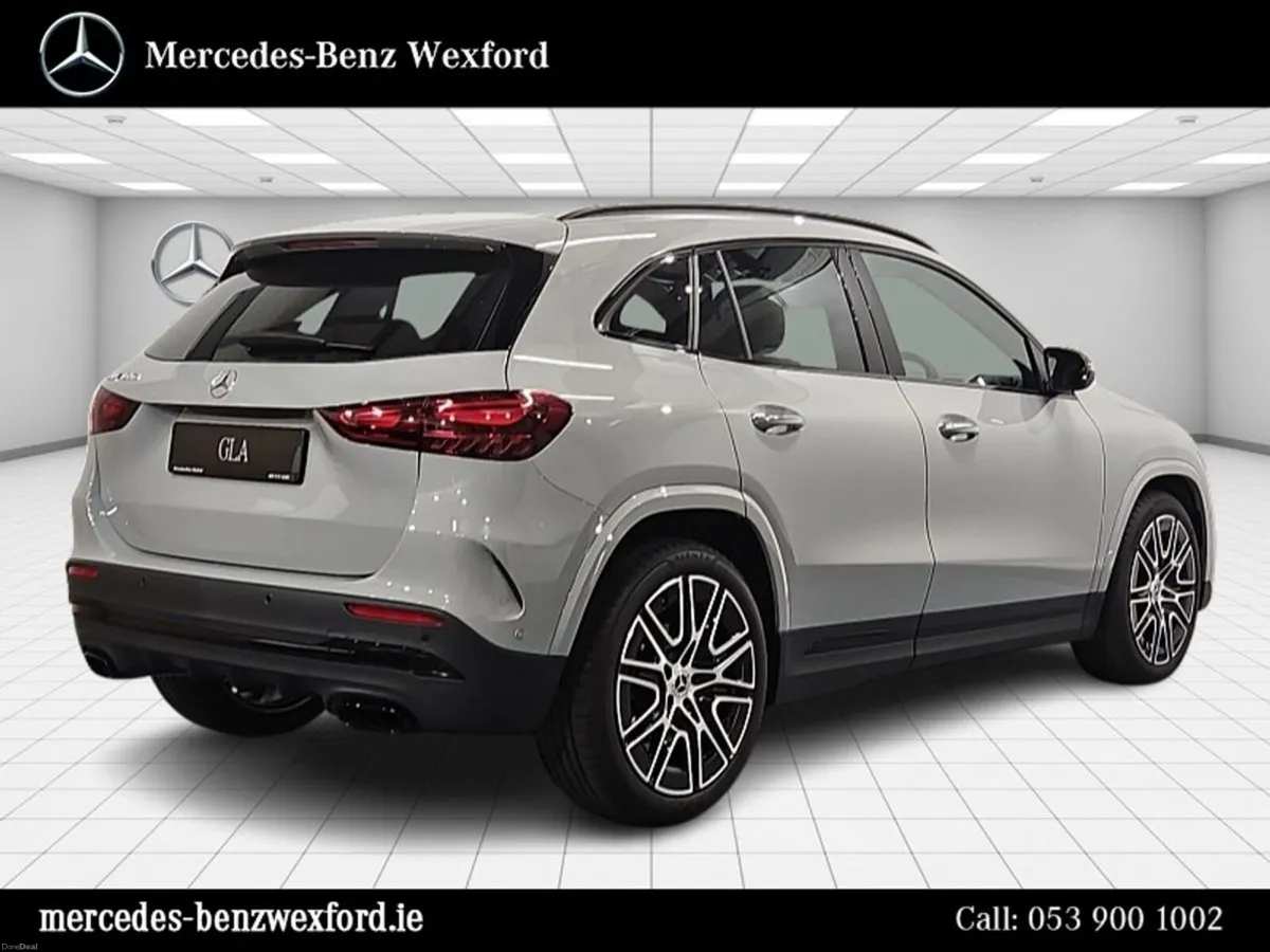 Mercedes-Benz GLA 180D AMG - Special Edition - Image 4