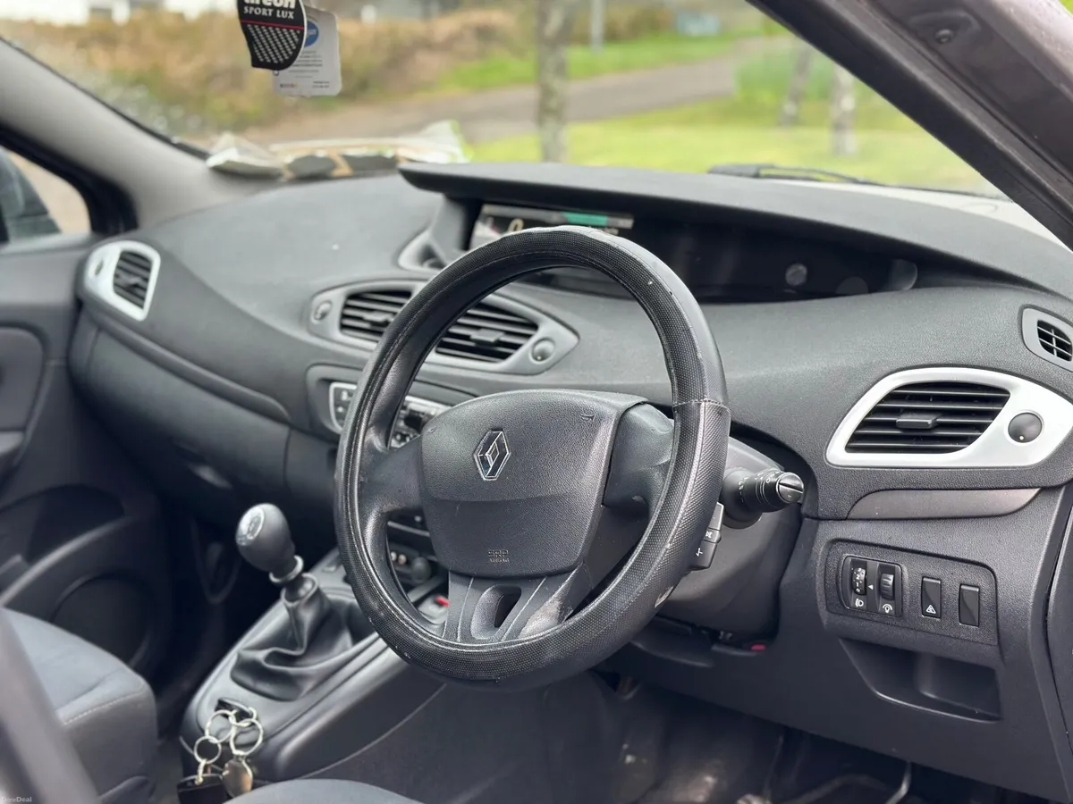 Renault Grand Scenic 2009 - Image 2