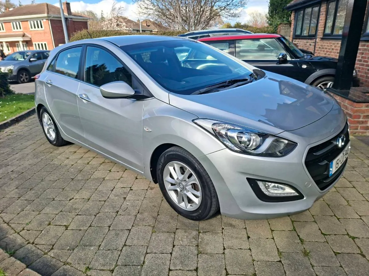 HYUNDAI I30 DIESEL 2015 VERY CLEAN CAR - Image 1