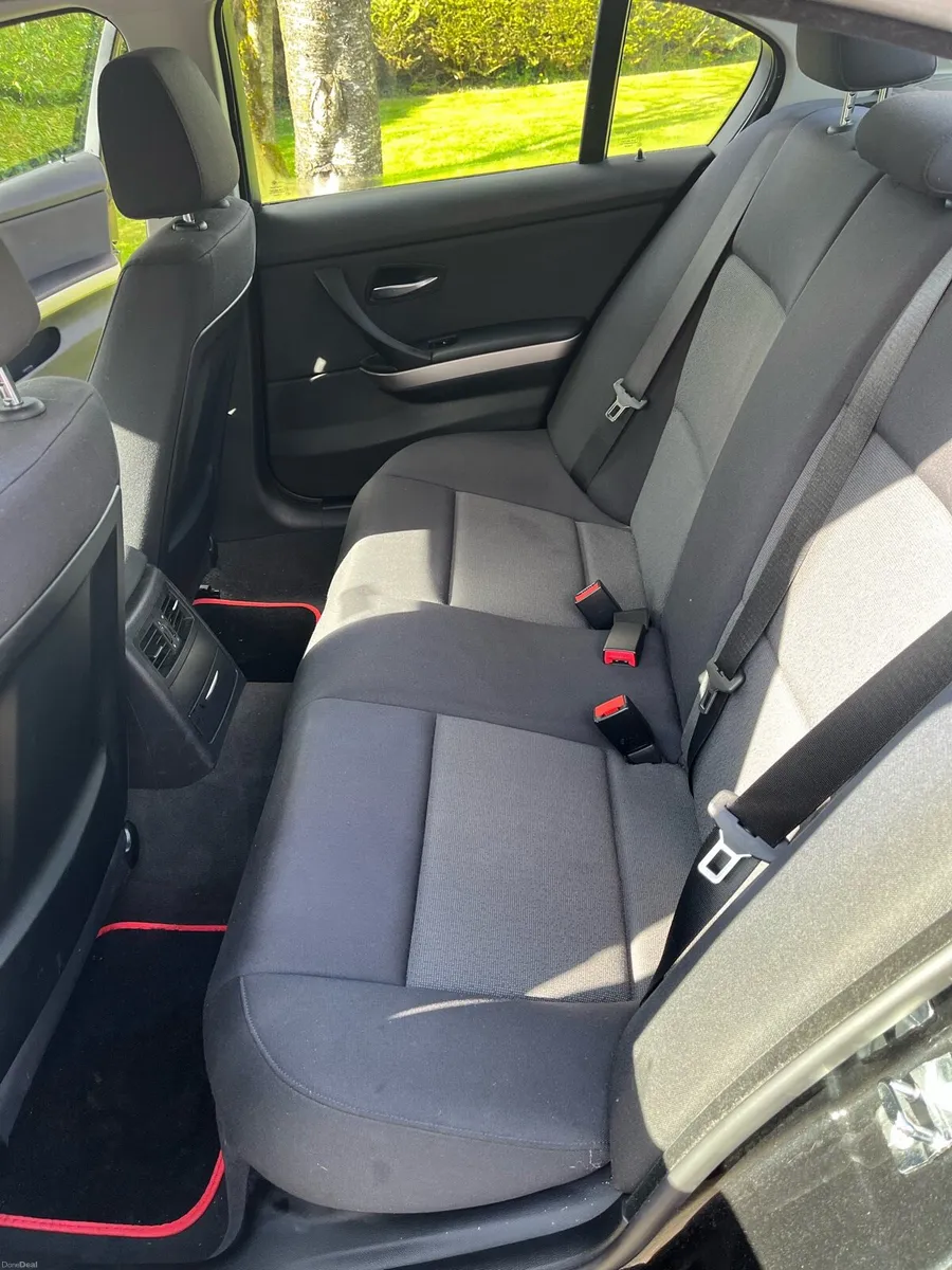 BMW 320d - Image 4