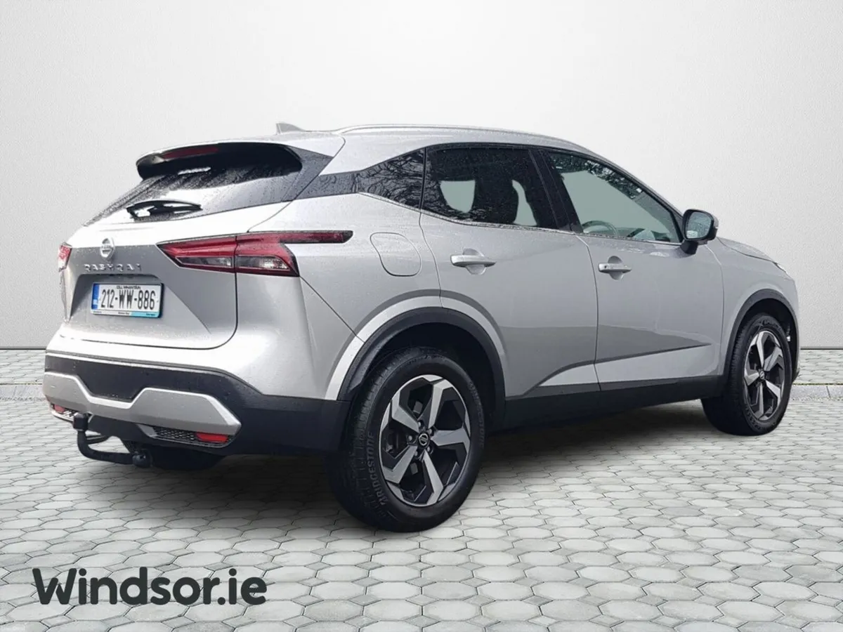 Nissan Qashqai 1.3 PET MILD HYBRID SV PREMIUM CVT - Image 3