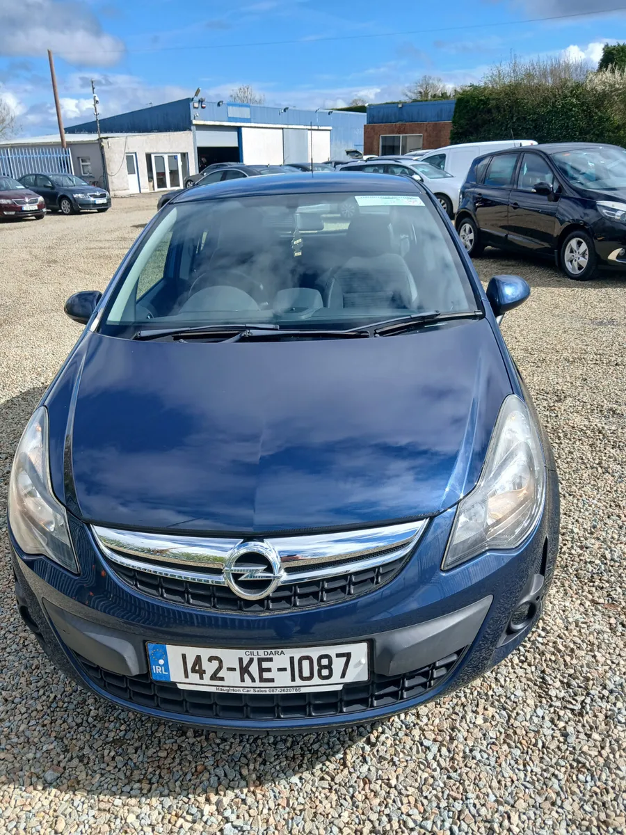 Mint condition Opel Corsa 2014 1.2 petrol 75km - Image 4