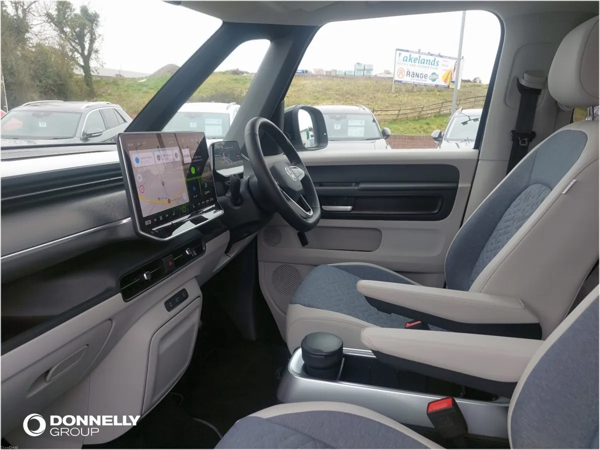 Volkswagen Id. Buzz Estate Style Pro - Image 2
