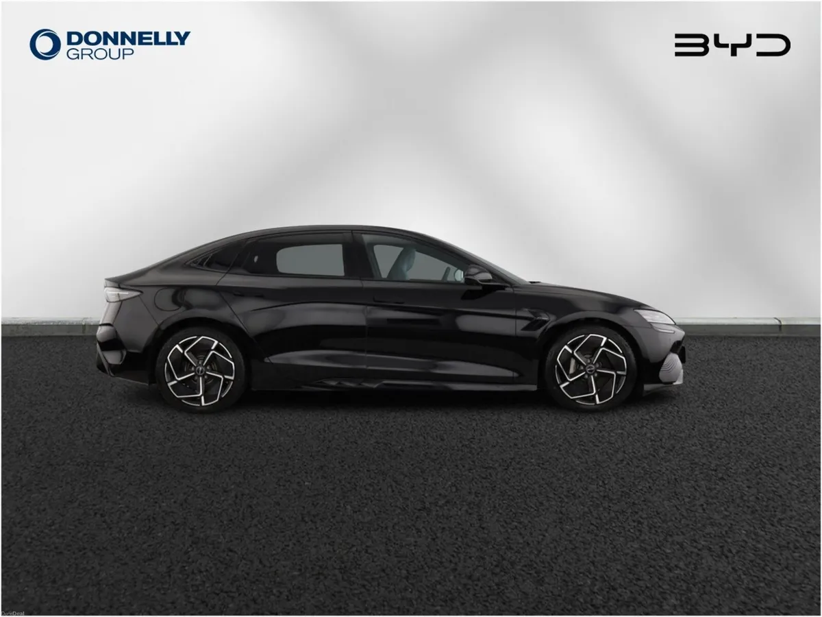 Byd Seal Saloon Design - Image 4