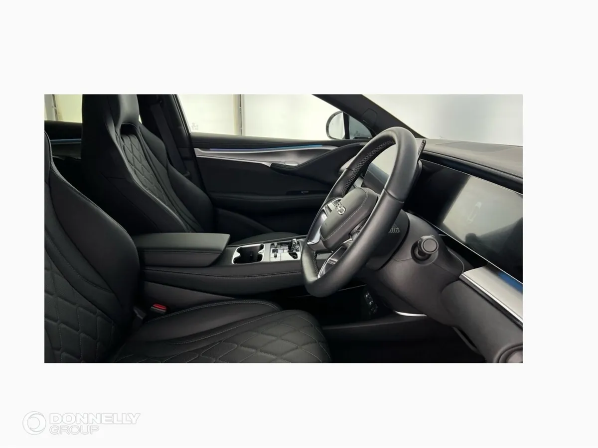 Byd Sealion 7 Estate Design - Image 2