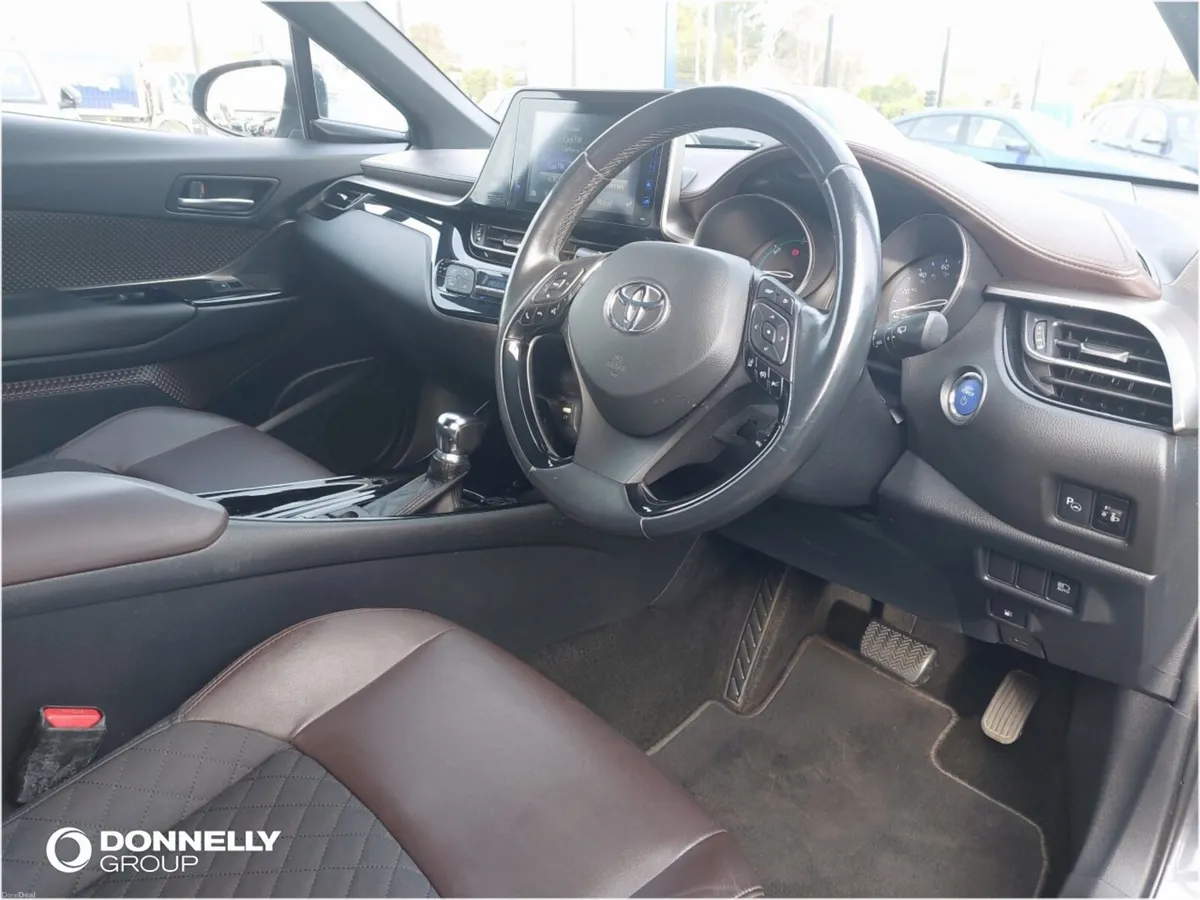 Toyota C-HR Hatchback Excel - Image 4