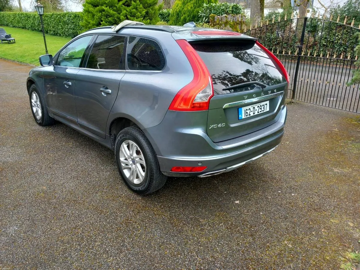 volvo xc60 2.0 d4 low kms fsh leather 162 as new c - Image 1