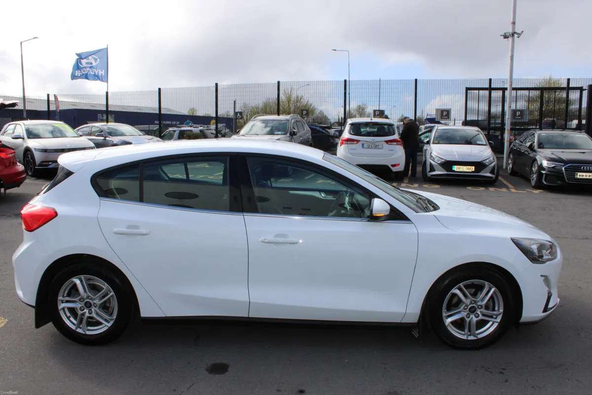 Ford Focus 2020 - Image 6