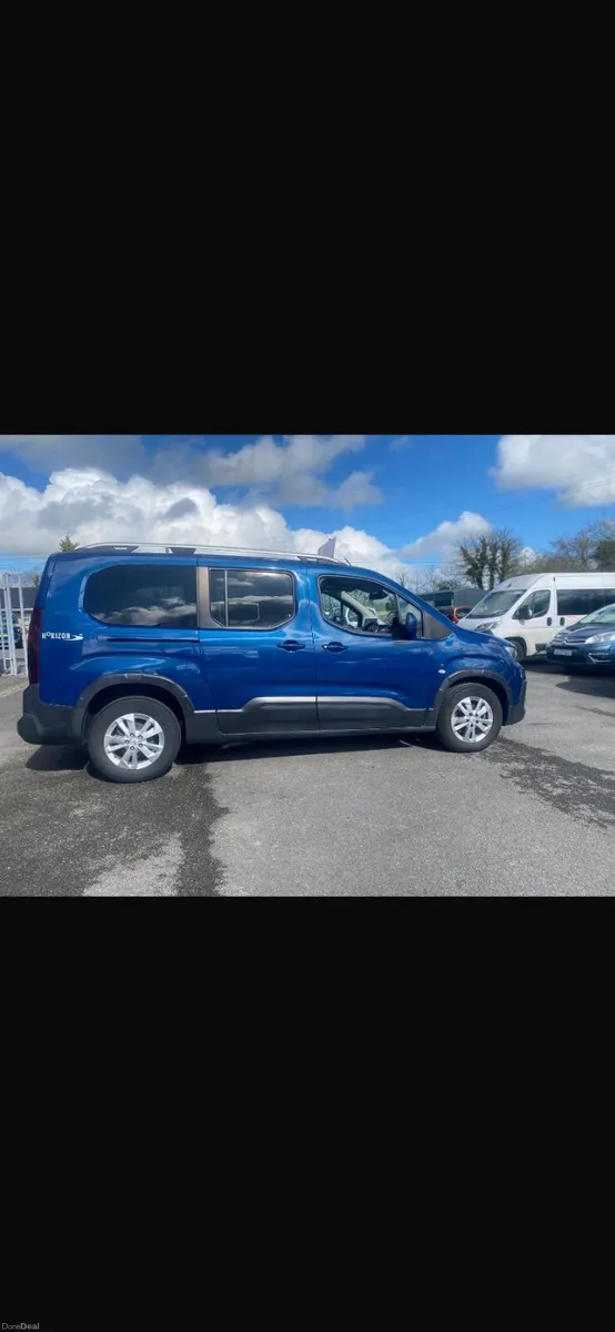 Wheelchair Accessible Peugeot Rifter 2020 - Image 2