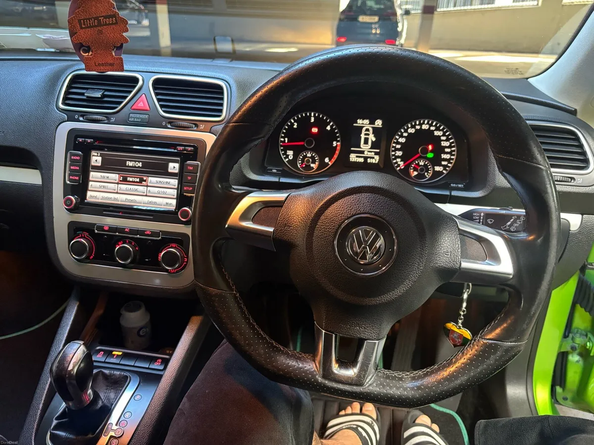 Volkswagen Sirocco 2,0 diesel automatic 2011 - Image 4
