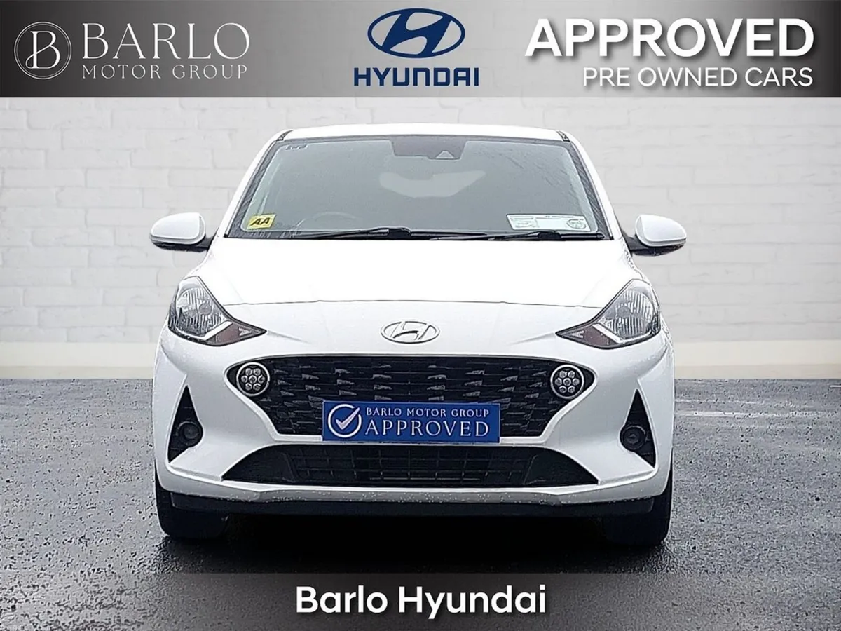 Hyundai i10 i10 Deluxe 1.0i **Low Mileage** - Image 4