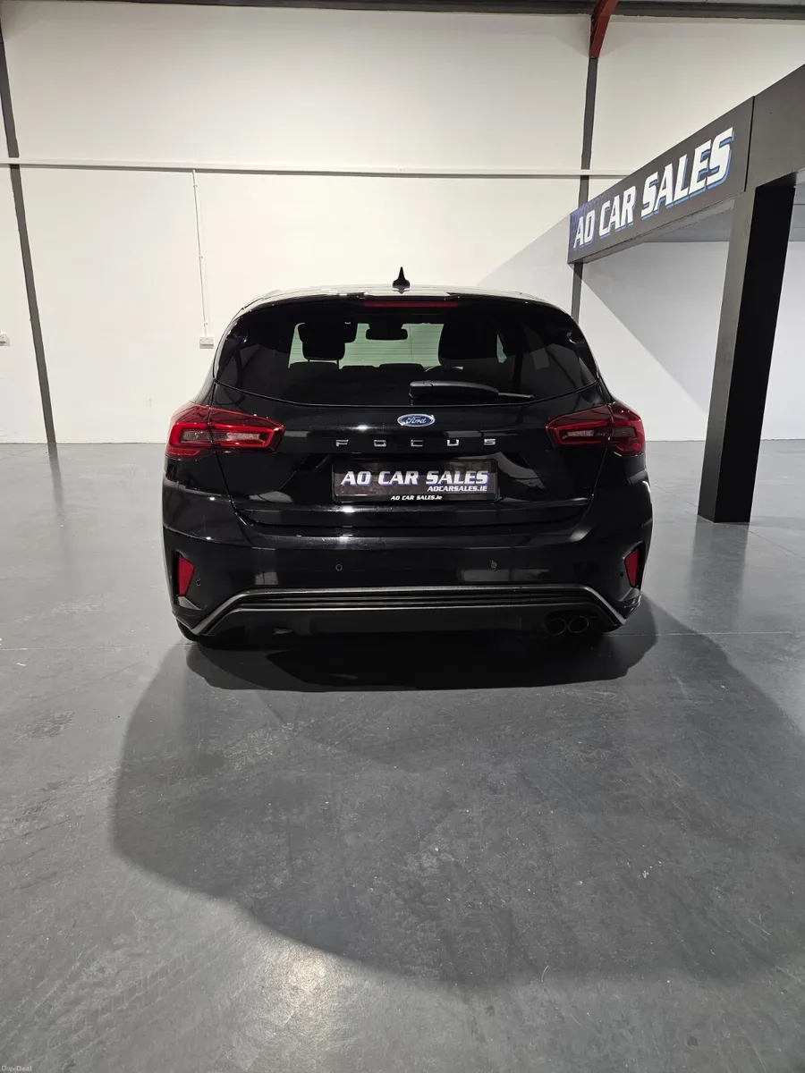 Ford Focus 2022 1.0 petrol st line 125 bhp - Image 5