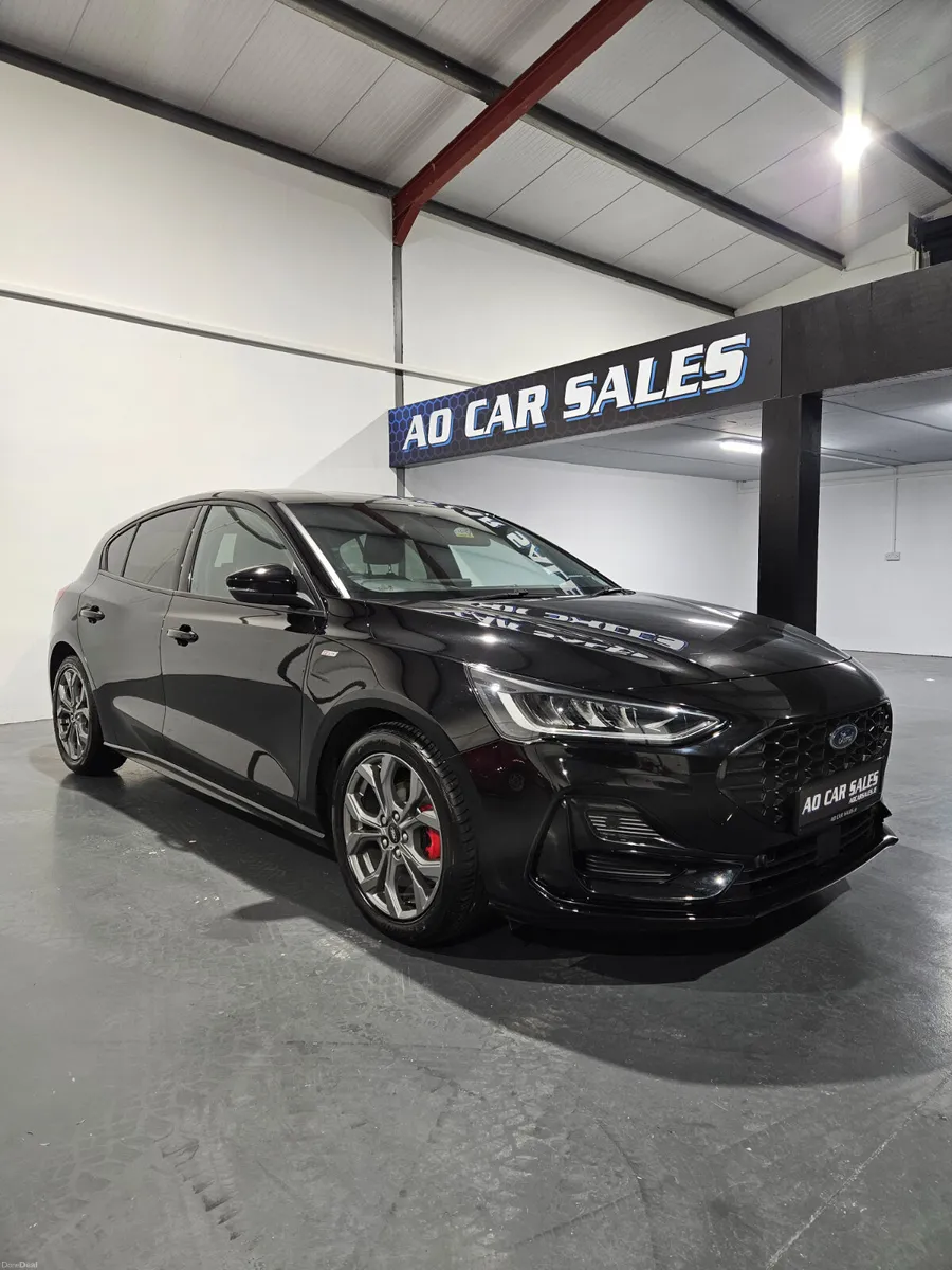 Ford Focus 2022 1.0 petrol st line 125 bhp - Image 2