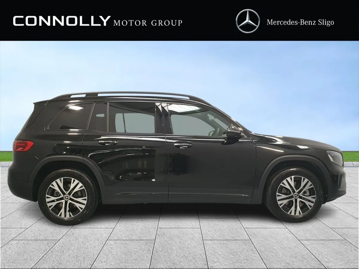 Mercedes-Benz GLB 200D Progressive 7 Seats - Image 3