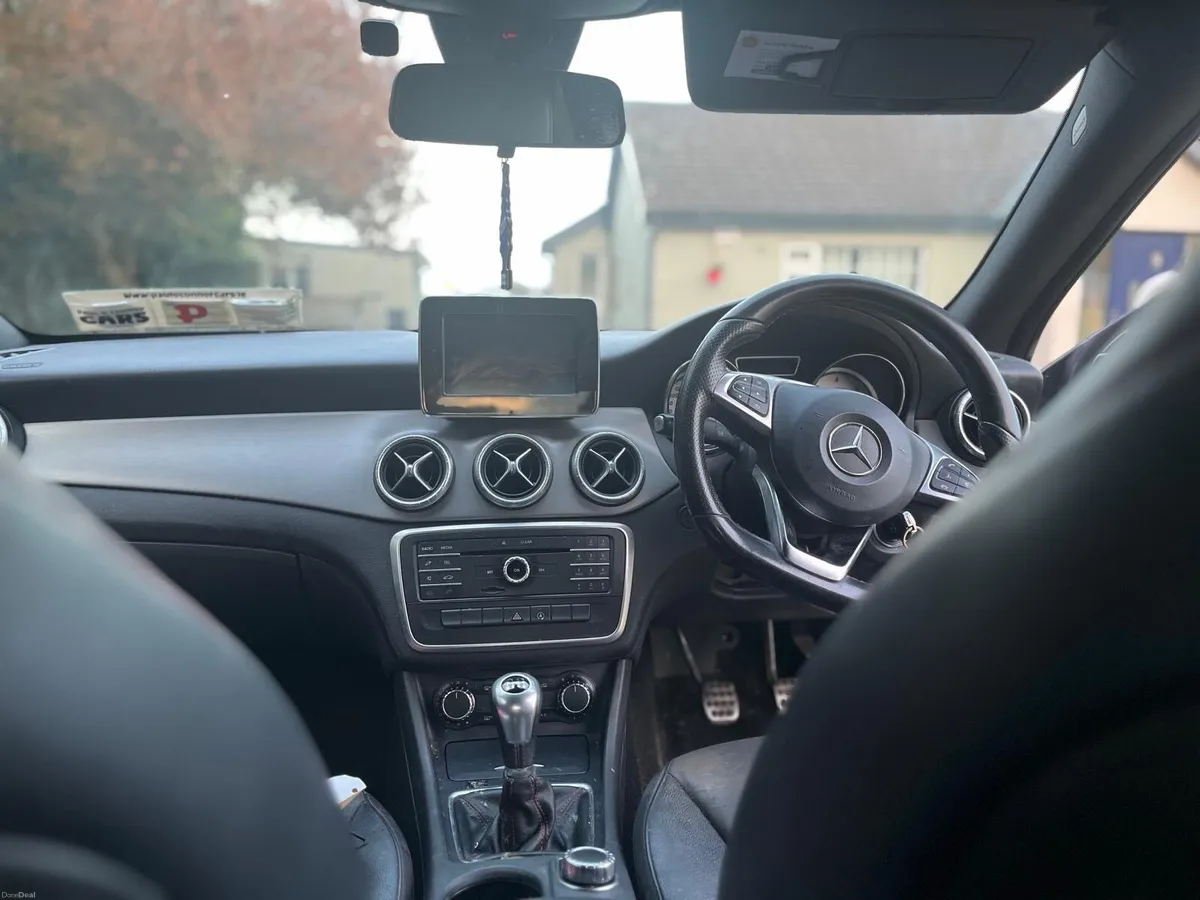 Mercedes-Benz C-Class 2015 - Image 4