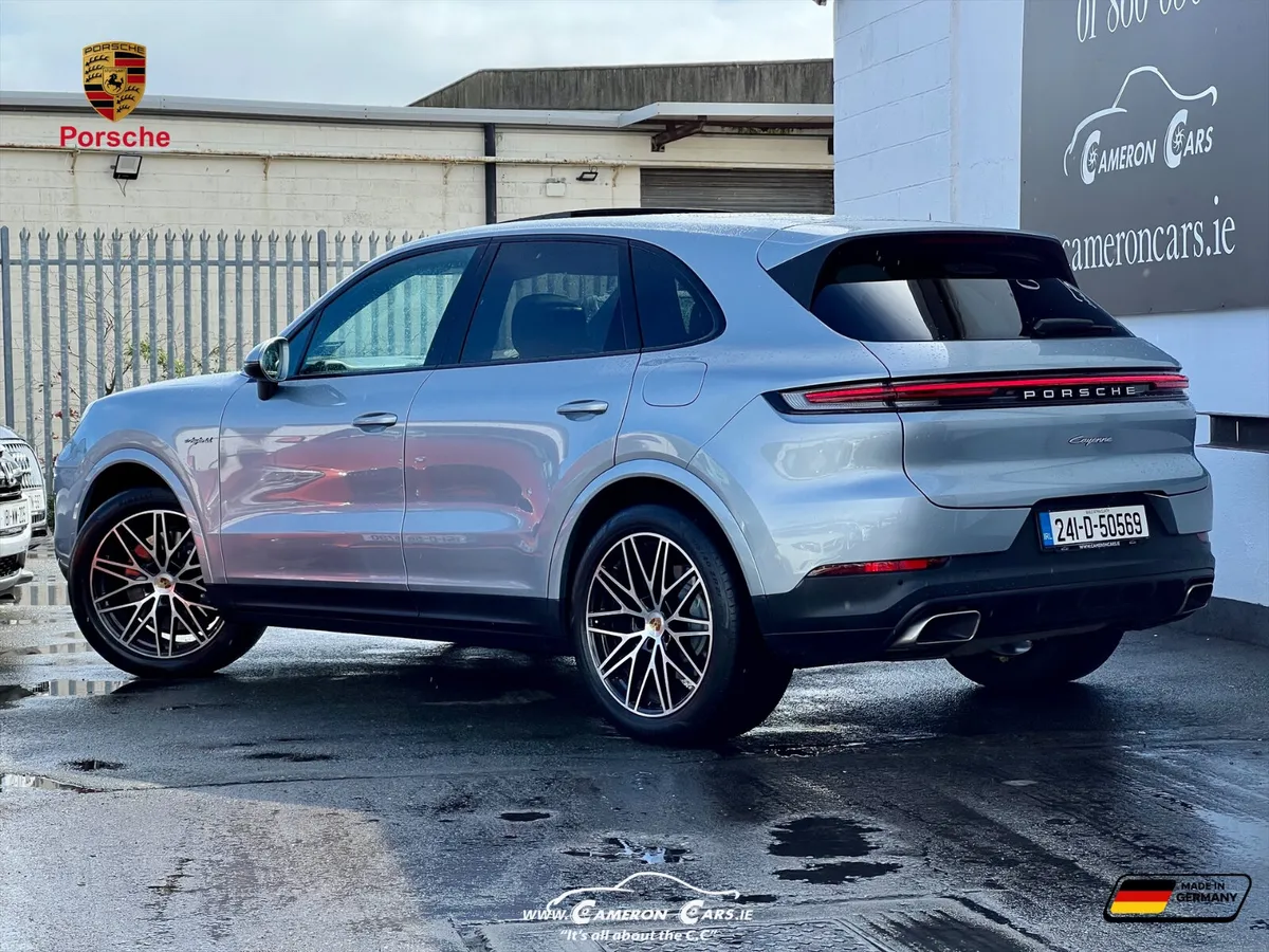 PORSCHE CAYENNE E-HYBRID|BOSE|PANROOF|CHRONO - Image 4