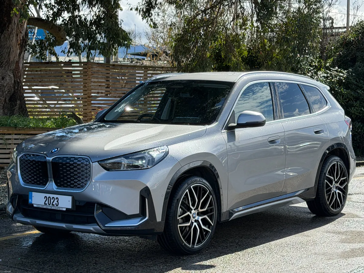 2023 BMW iX1..X-LINE..2 keys - Image 1