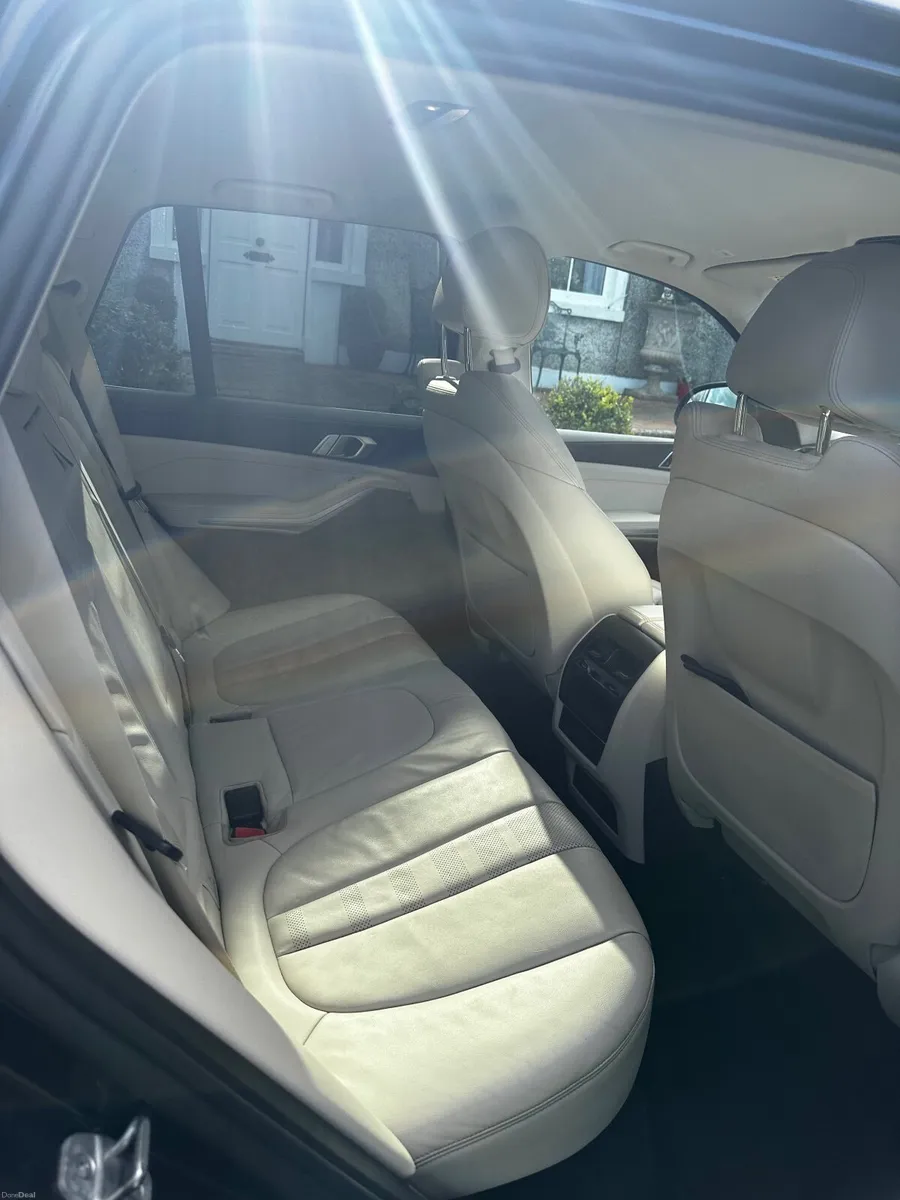 BMW X5 - Image 2