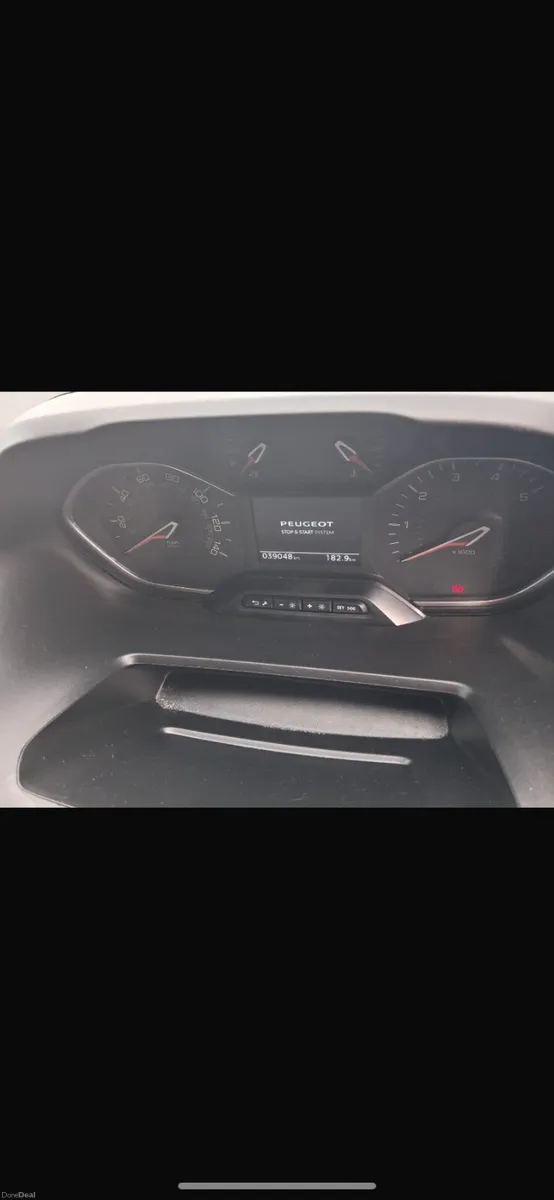 Wheelchair Accessible Peugeot Rifter 2020 - Image 4