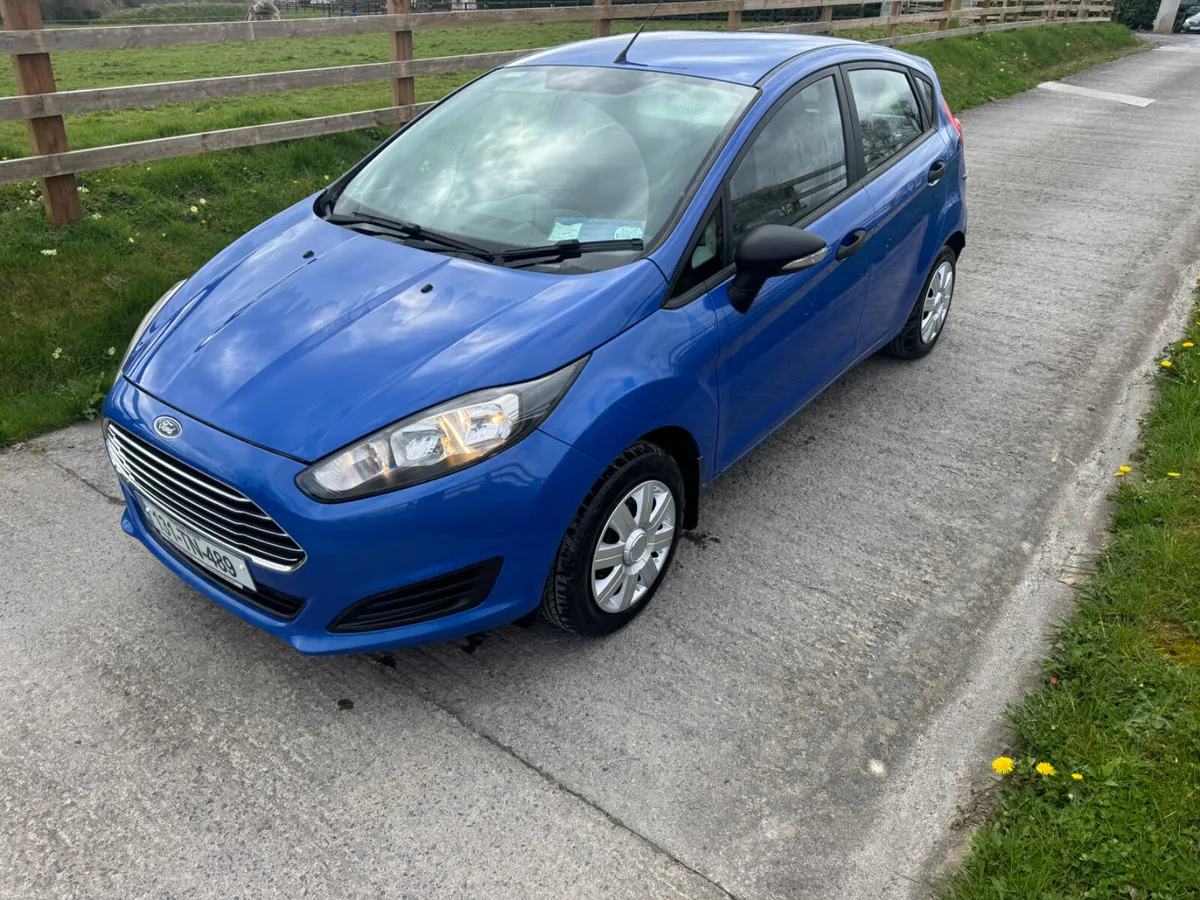 Ford Fiesta 2013 - Image 2