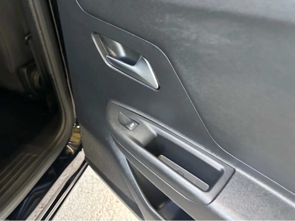 Opel Mokka GS-1.2 100PS-6SP 4DR - Image 3