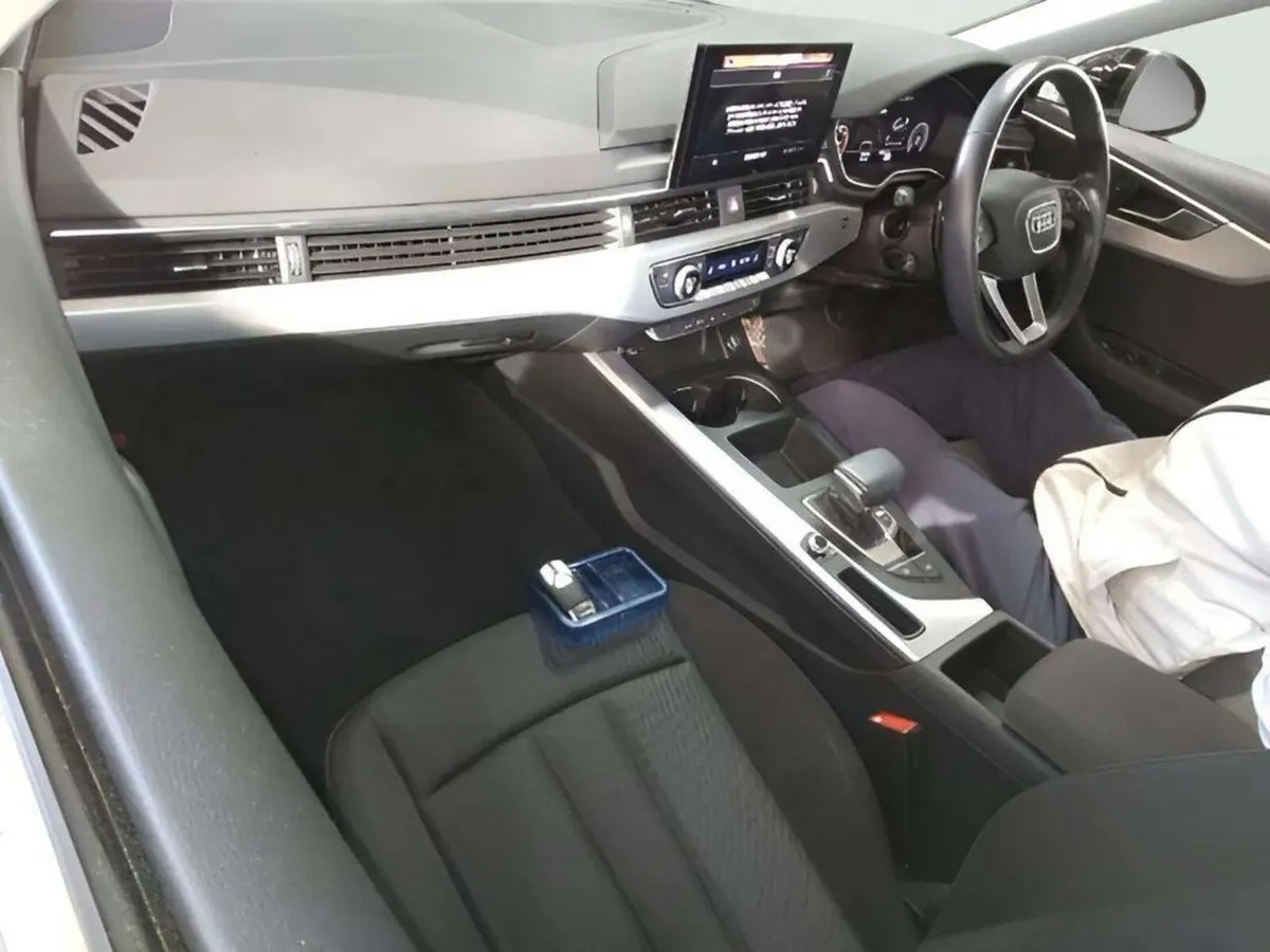 Audi A4 35TDI ADVANCED - Image 2