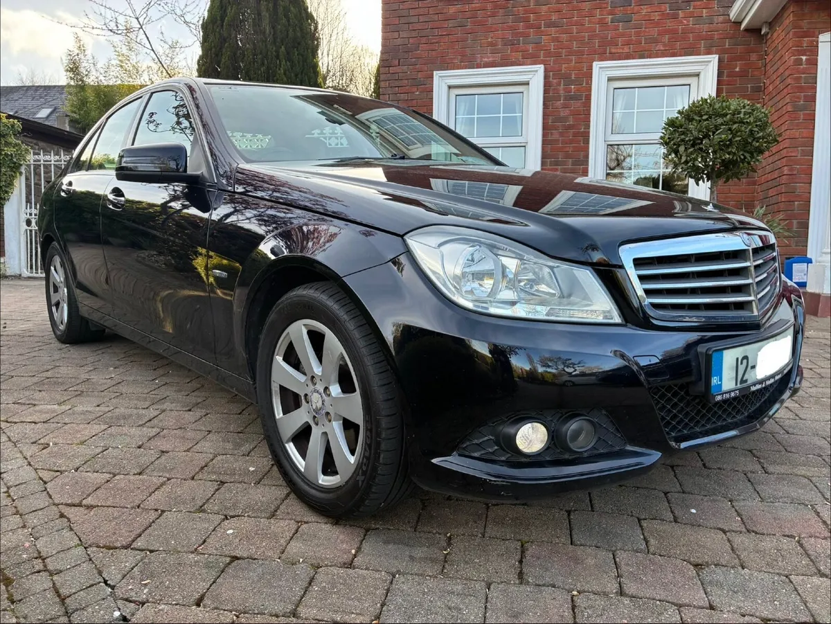 Mercedes-Benz C200 CDI 2012 - Image 2