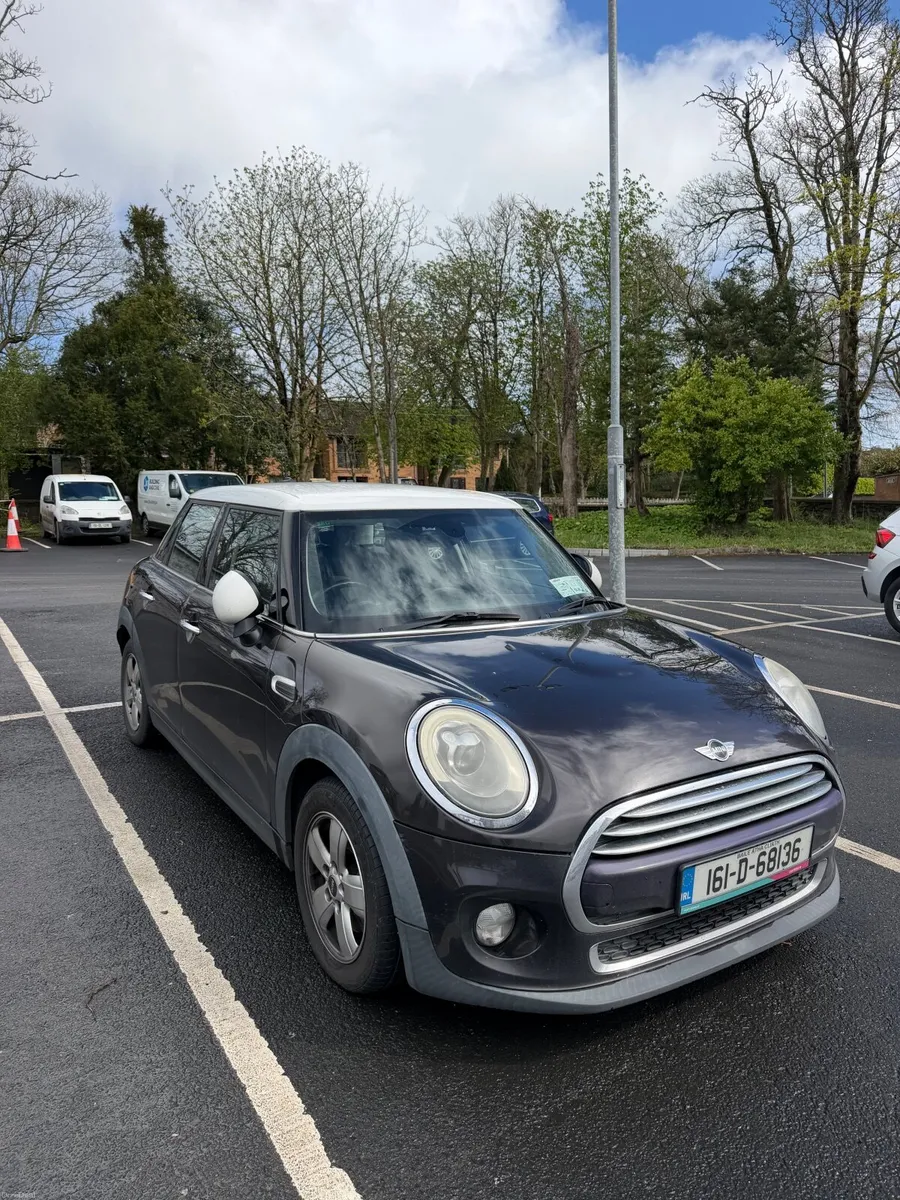 Automatic Mini Cooper 2016 LOW MILEAGE - Image 1