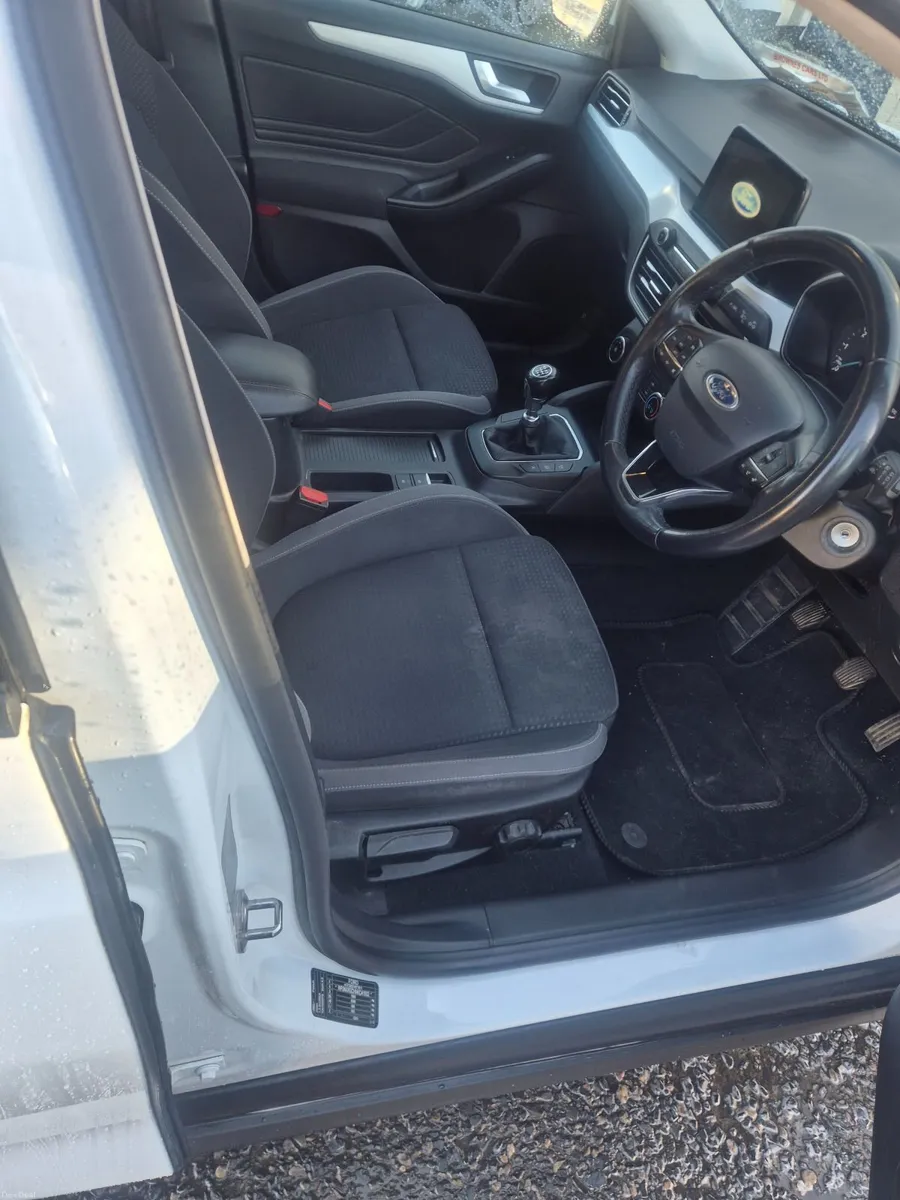 Ford Focus 2019 - Image 4