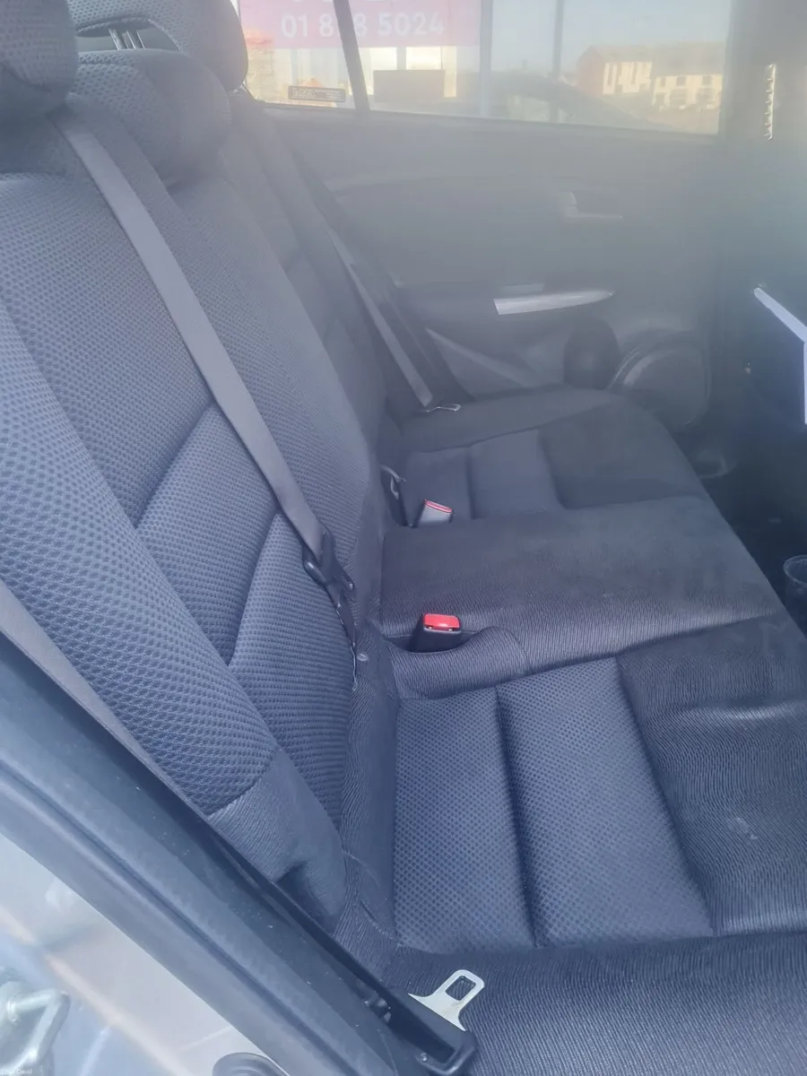 Honda Insight 2011 - Image 2