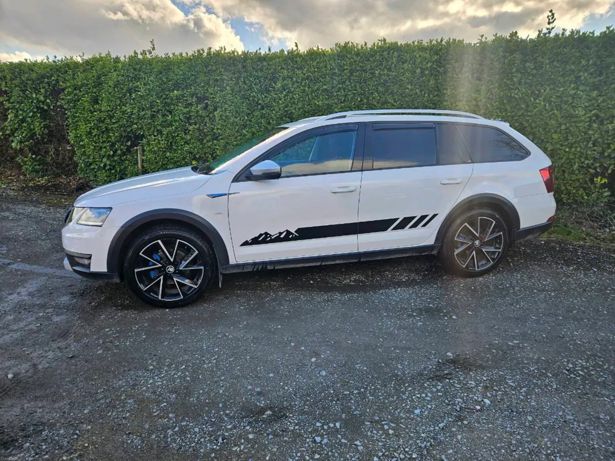 2017 skoda octavia scout 4x4 - Image 2