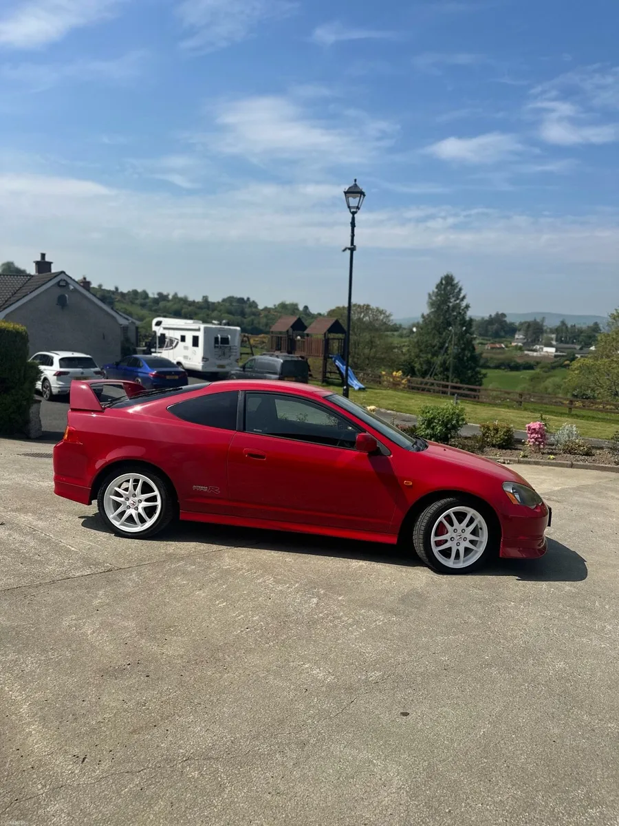 Honda Integra DC5 only 15,000 miles - Image 3