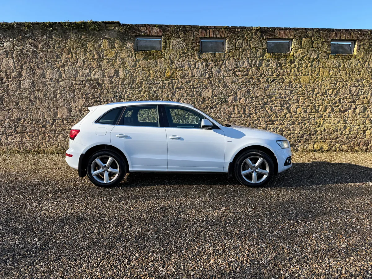 Audi Q5 2012 Sline Quattro - Image 2