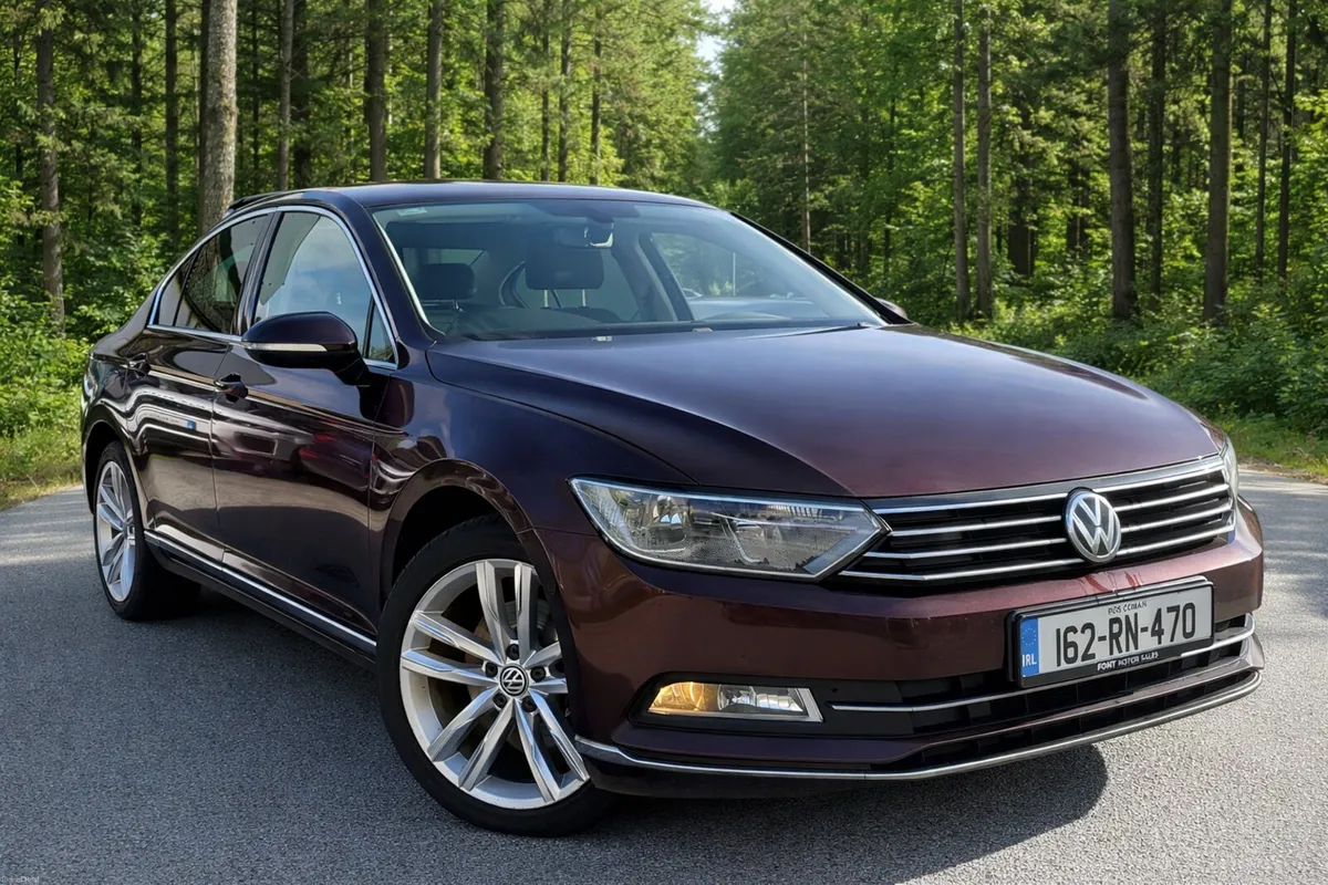 162 VOLKSWAGEN PASSAT 1.6TDI HIGHLINE - LEATHER - - Image 1