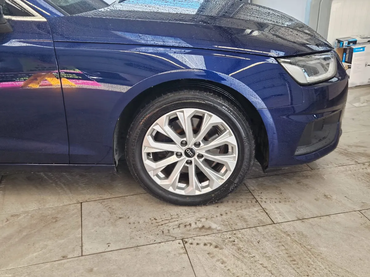 221 AUDI A4 SE PLUS 2.0 DIESEL - Image 3