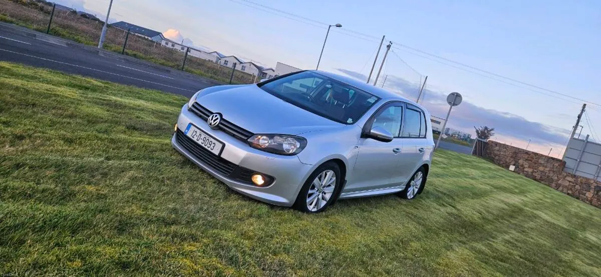 2012 Volkswagen Golf R Line - Image 2