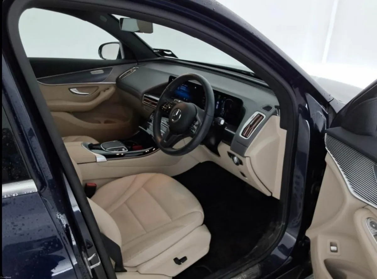 Mercedes EQC - Image 4