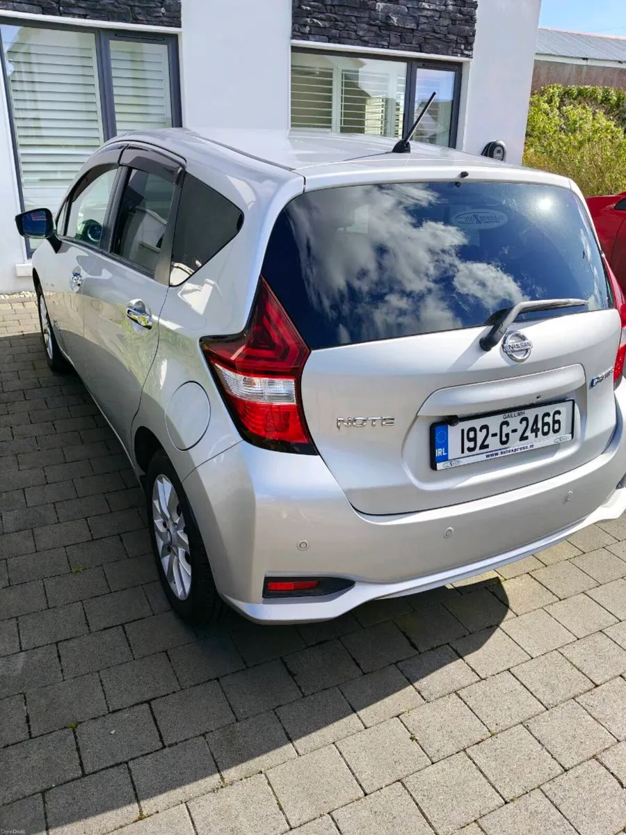 Nissan Note Acenta 1.2 Petrol-Hybrid Automatic - Image 5