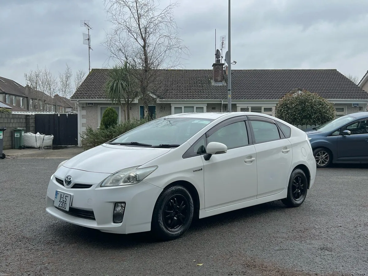 2011 Toyota Prius Auto 1.8 Petrol NCT 11/26 - Image 1
