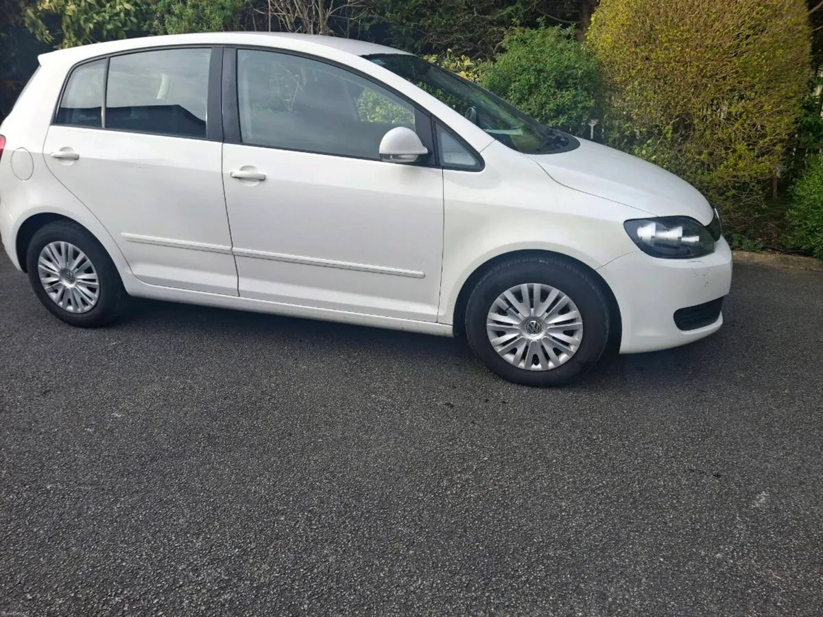 Volkswagen Golf 2010 - Image 1