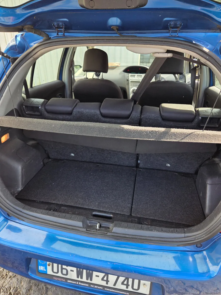 Toyota yaris - Image 6