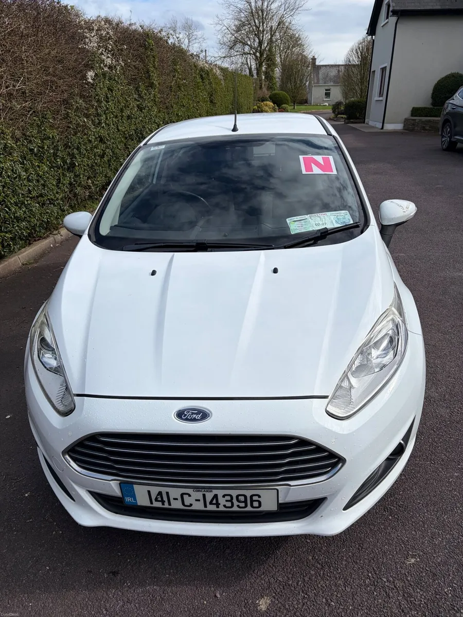 Ford Fiesta 2014 - Image 2