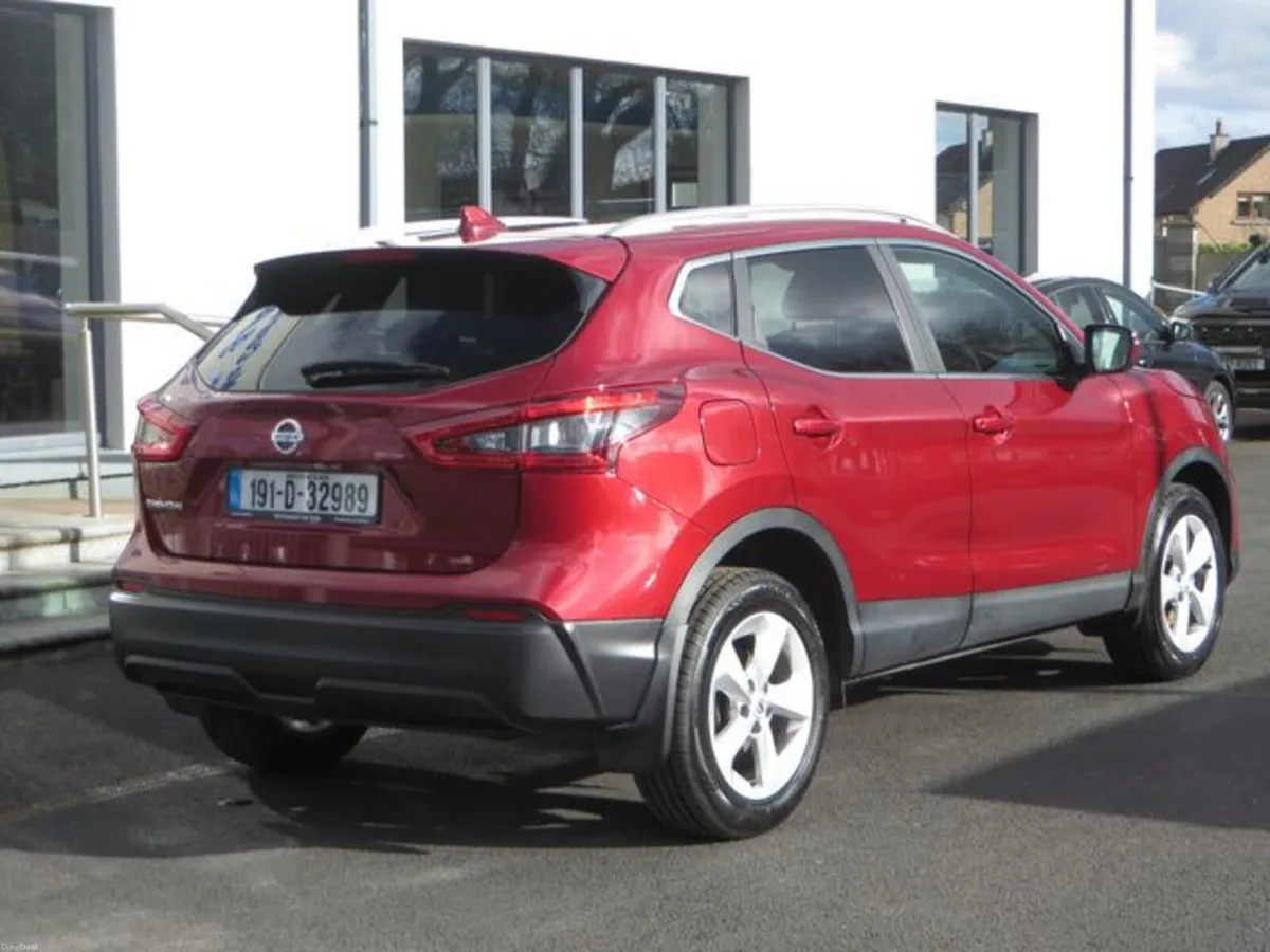 Nissan Qashqai 1.3 Petrol - Image 3