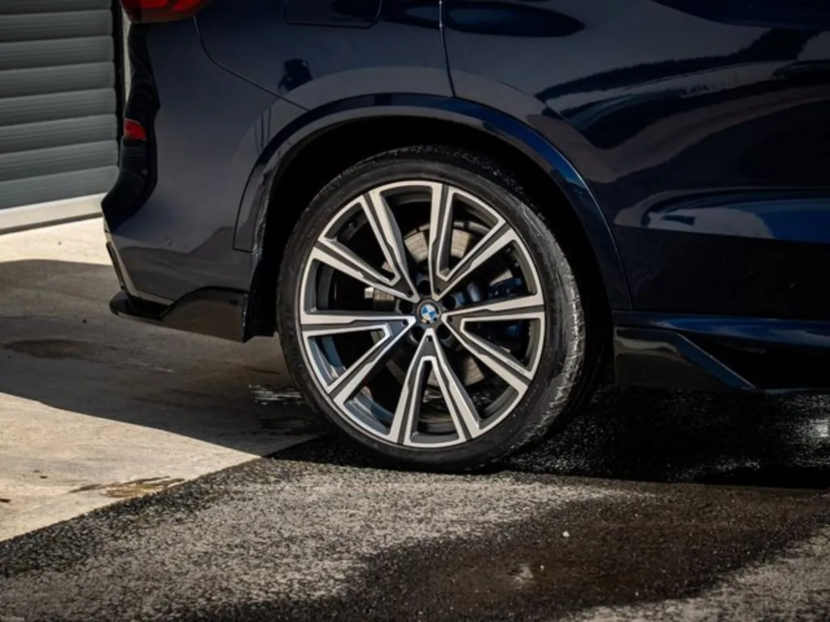 BMW X5 G05 Xdrive 45E M Sport Phev *CREW CAB* *HUG - Image 4