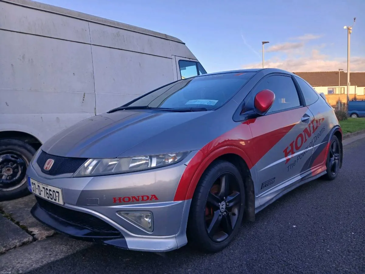 Honda civic - Image 1
