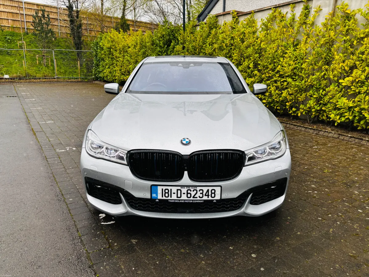 2018 BMW 740E I PERFORMANCE M-SPORT - Image 2