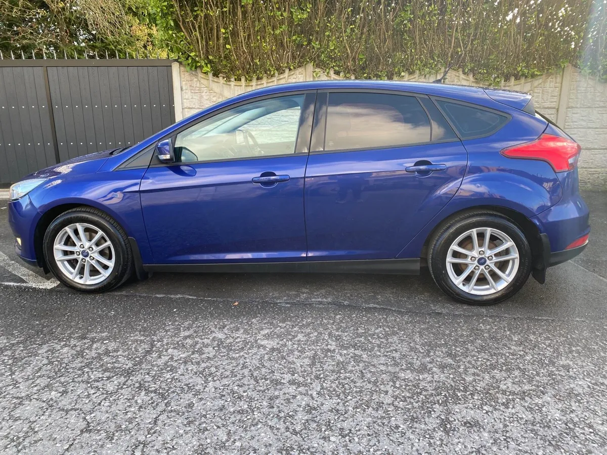 FORD FOCUS LUXURY NCT &TAX MINT CAR - Image 2