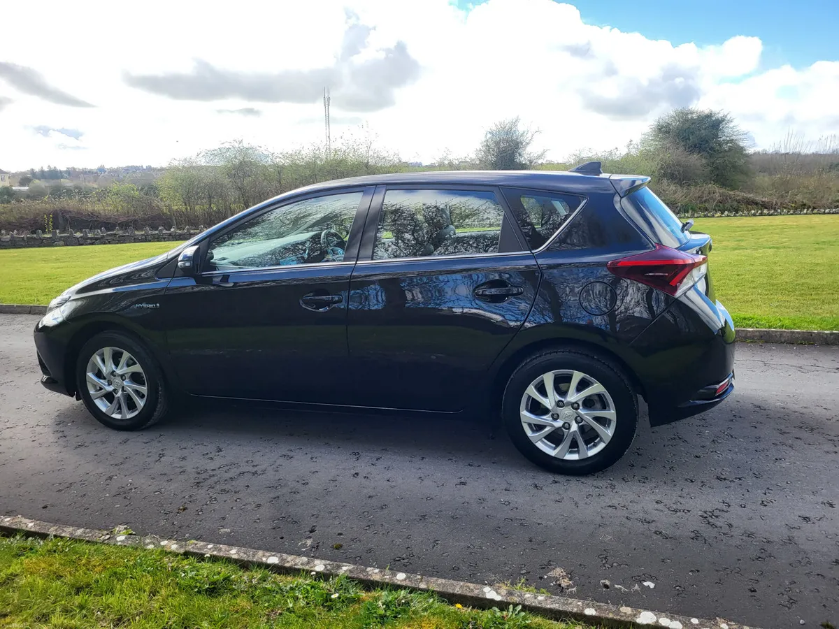 2016 .Toyota Auris HYBRID AUTOMATIC. - Image 4