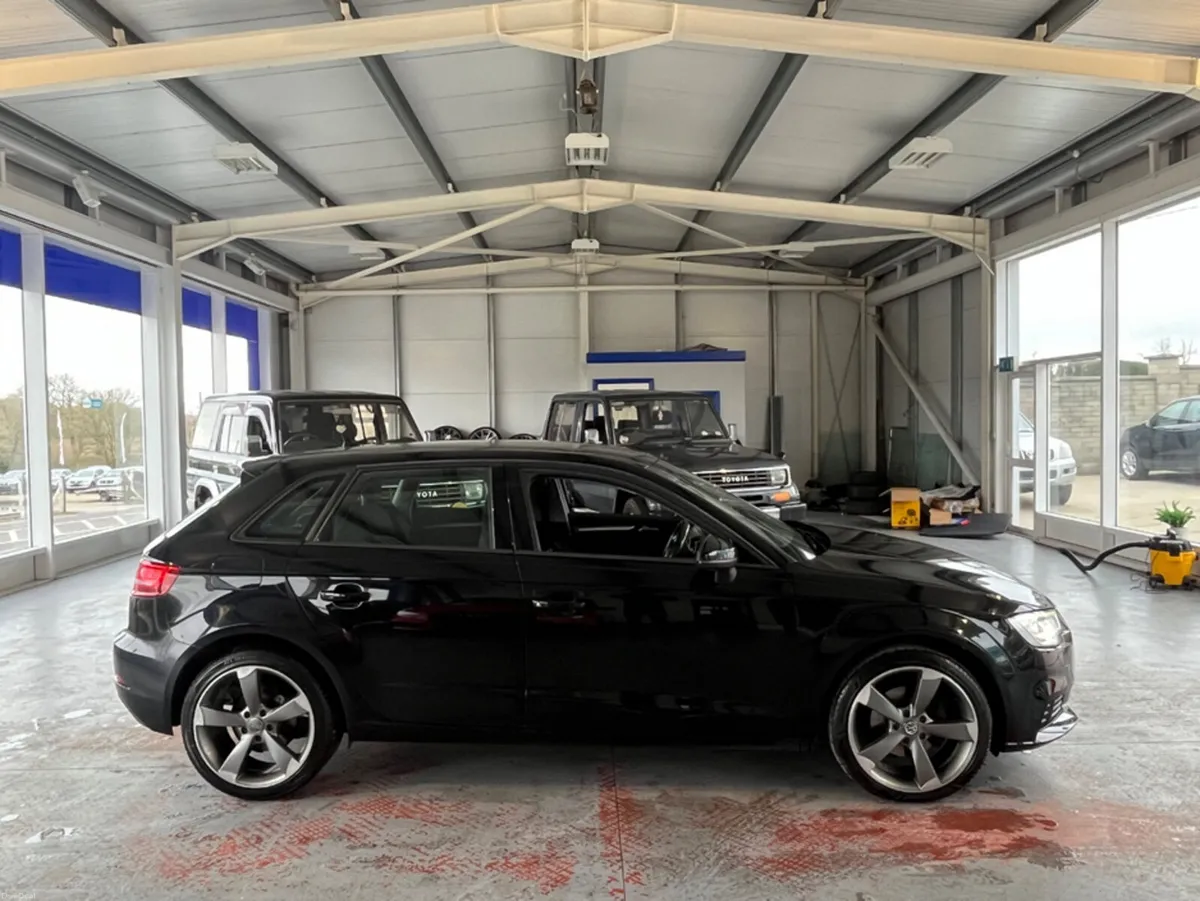 Audi A3 1.6 TDI SE TECHNIK SPORTBACK 116PS 5DR - Image 4